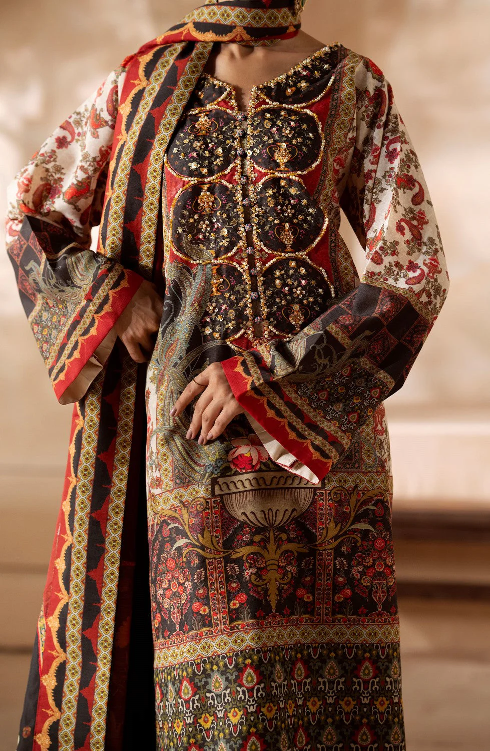 Maryum N Maria Samaira - MS40104 Zeil Luxury Pret 2024 - Image 2