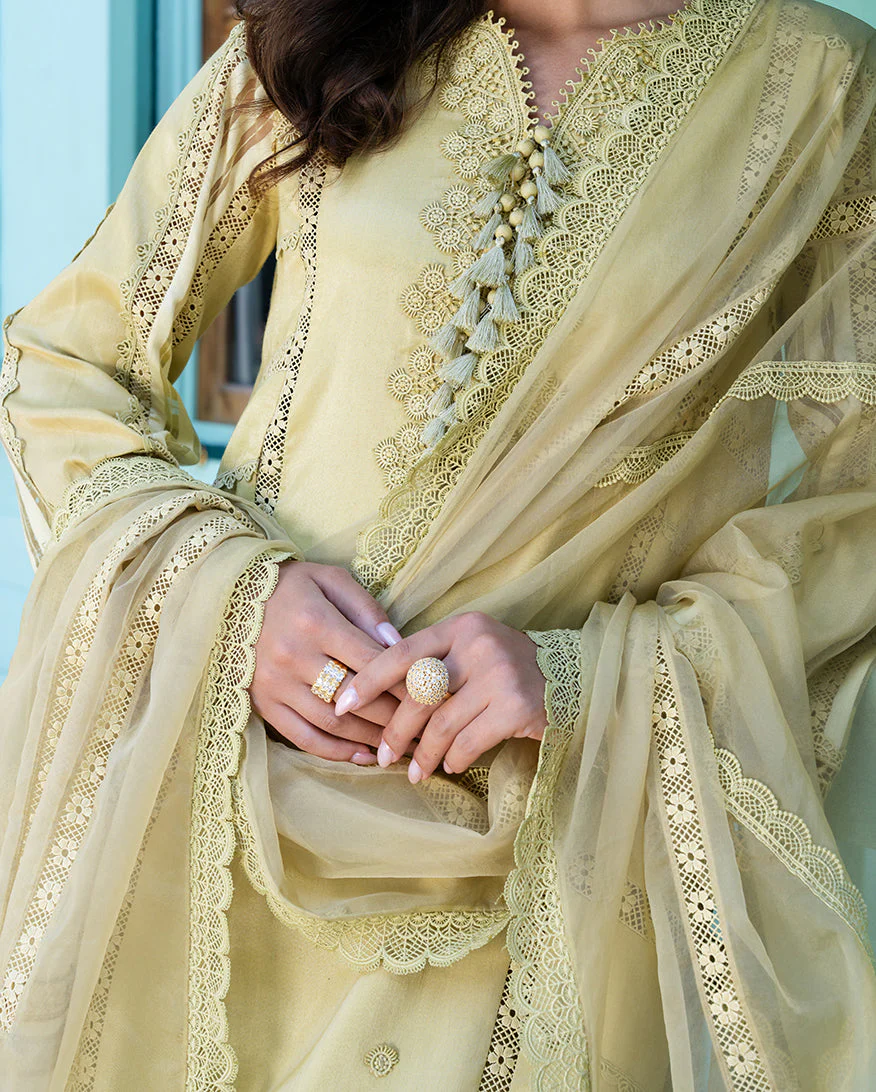 Mushq Golden Ember Euphoria Pret 2026 - Image 2