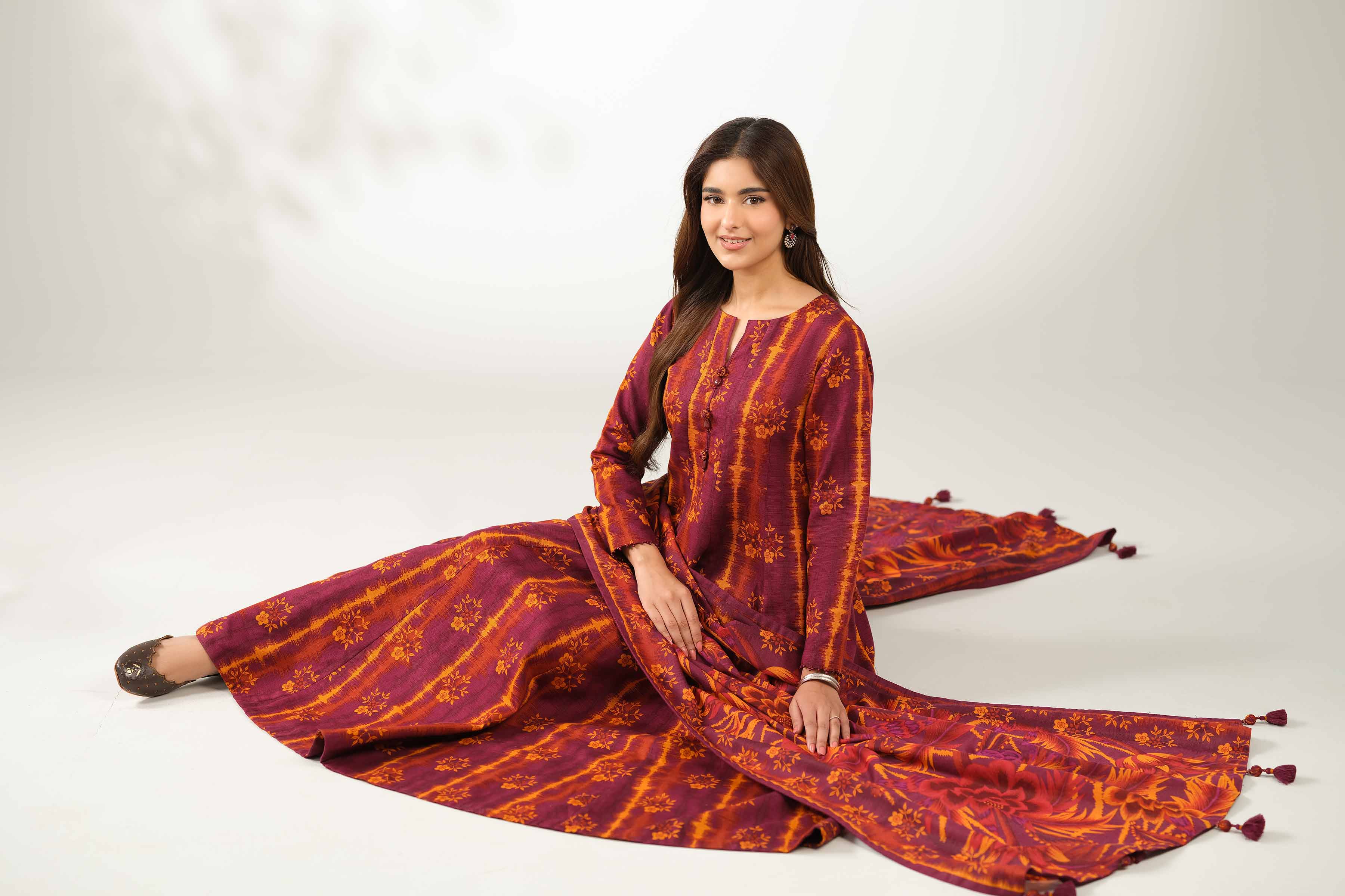 Nishat Linen 3 Piece - Printed Suit - 42502948 Cozy Edit 2025 - Image 2