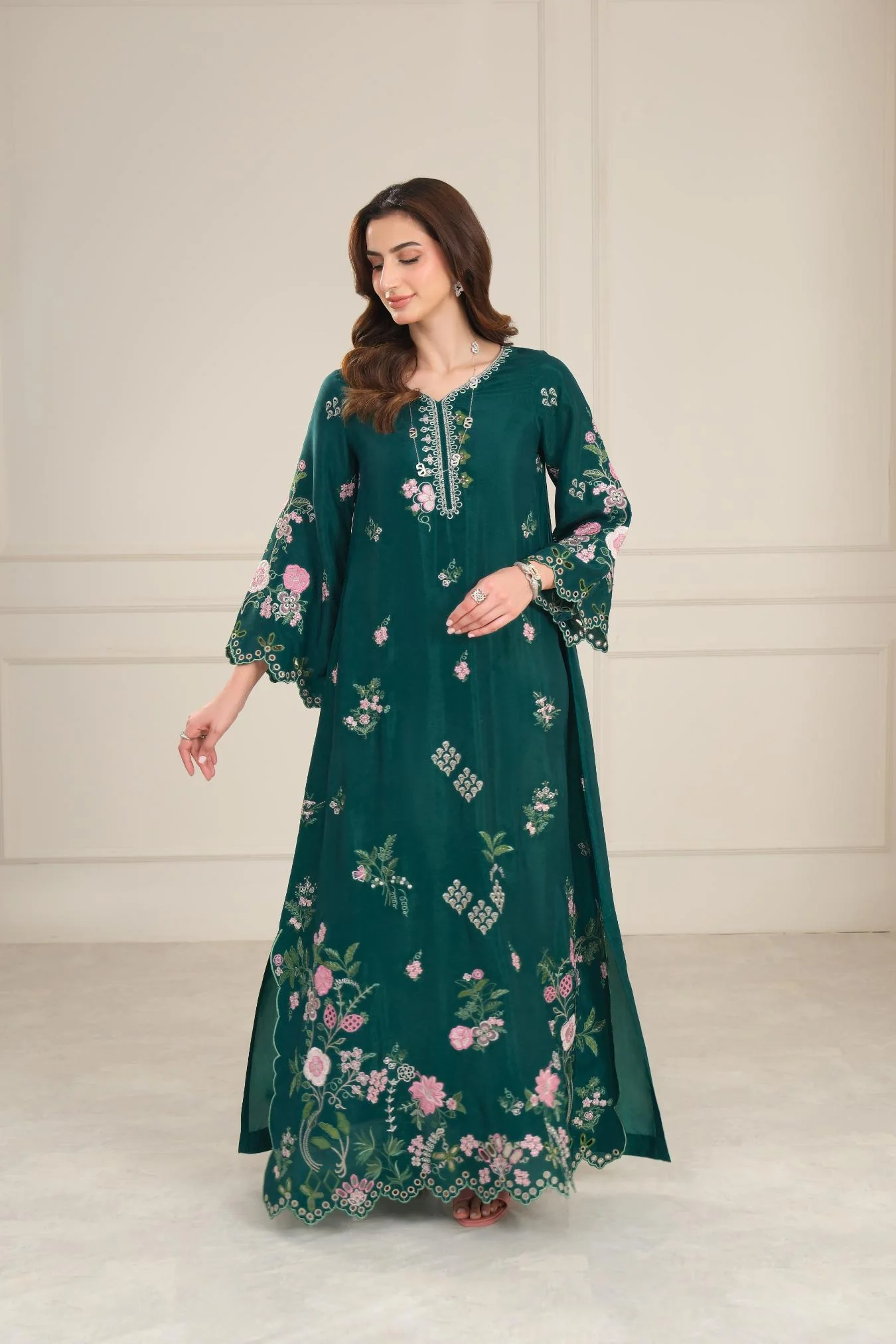 Saadia Asad D6 - Bottle Green Kaftan Nooriyah Luxury Pret 2025 - Image 2