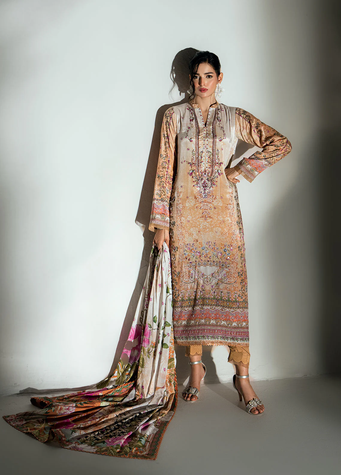 Sahane CT37003 Montclair Monarque en Silk 2026