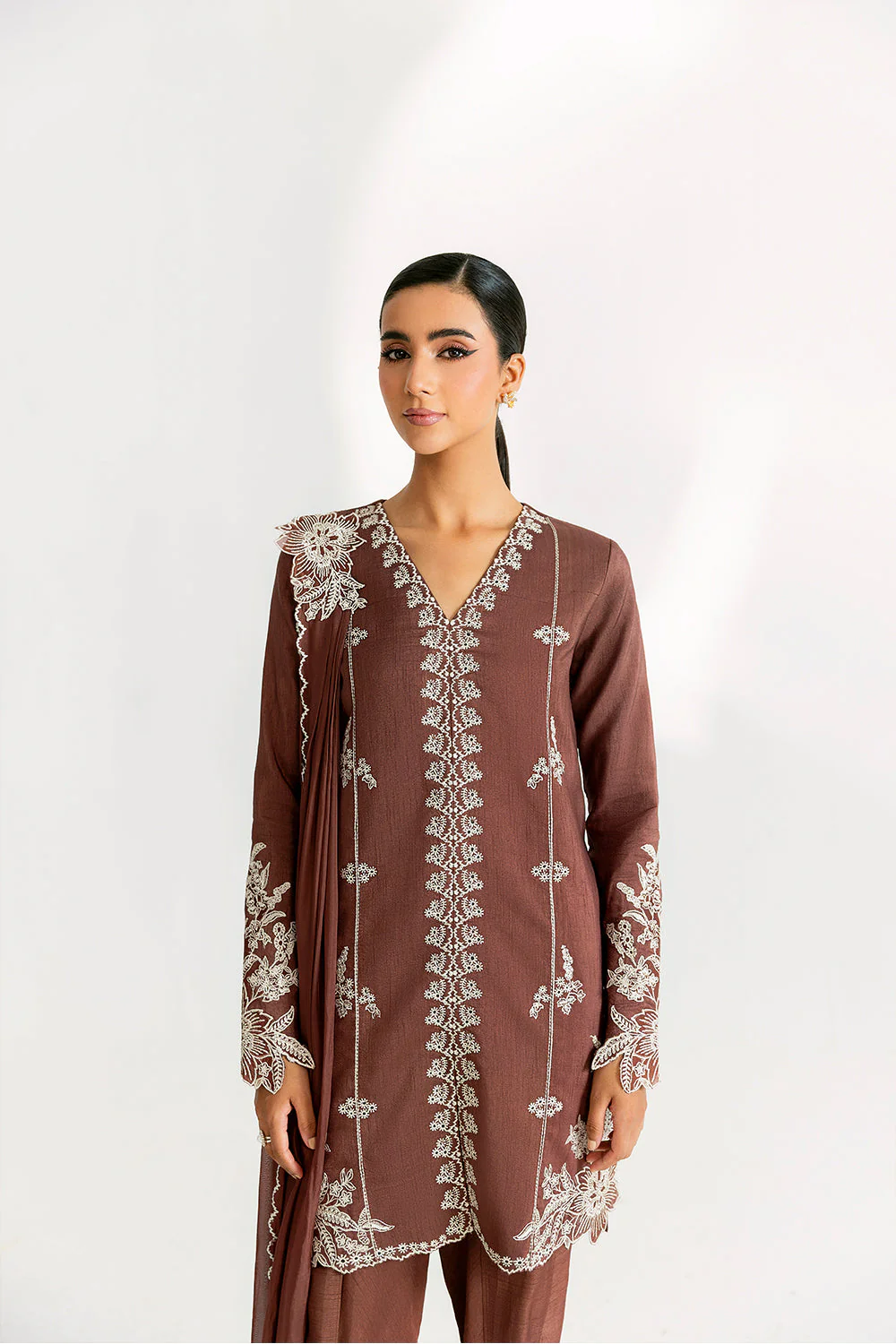 Saira Rizwan Ambere - Srsp-25-04 Silk Collection 2025 - Image 2
