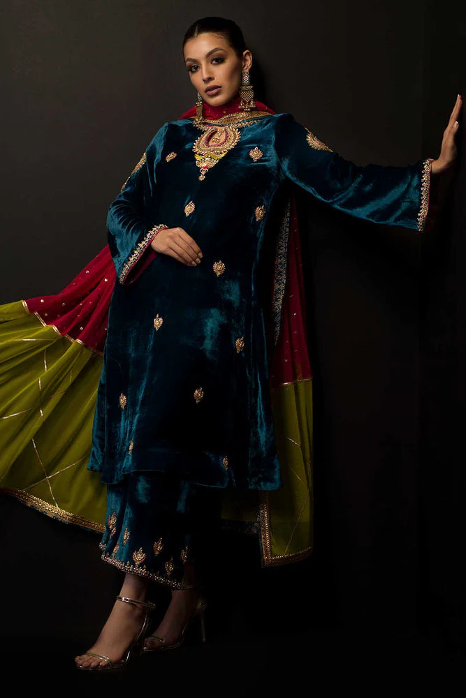 Sana Abbas Black Opal Velvet Collection 2025 - Image 2