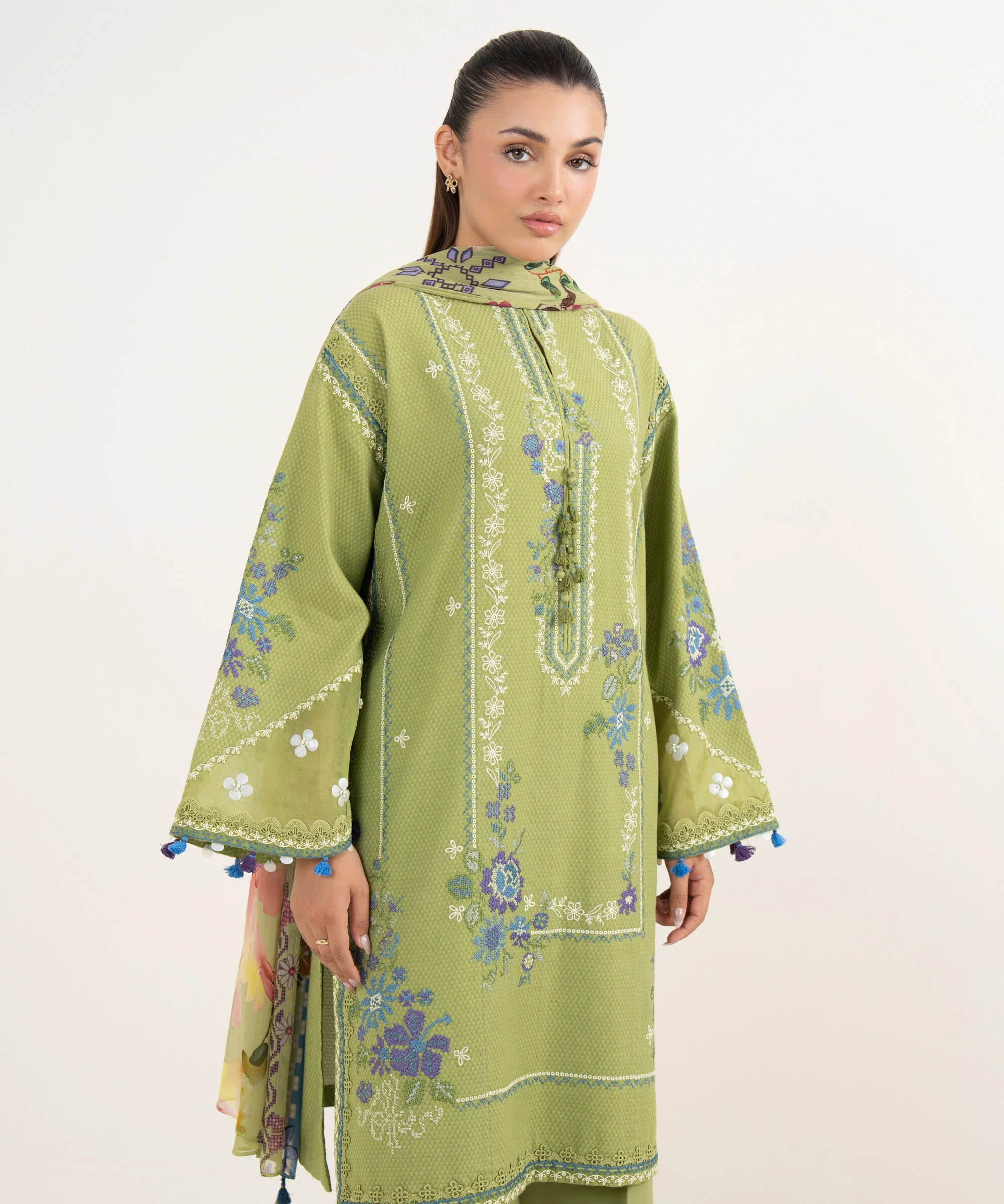 Sapphire 0PESG25V516B Festive Collection 2025 - Image 2