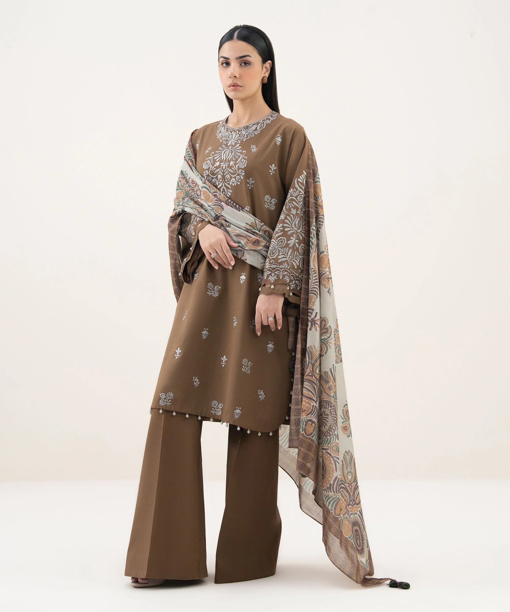 Sapphire DW0183693F Brown  Intermix Andaaz 2026