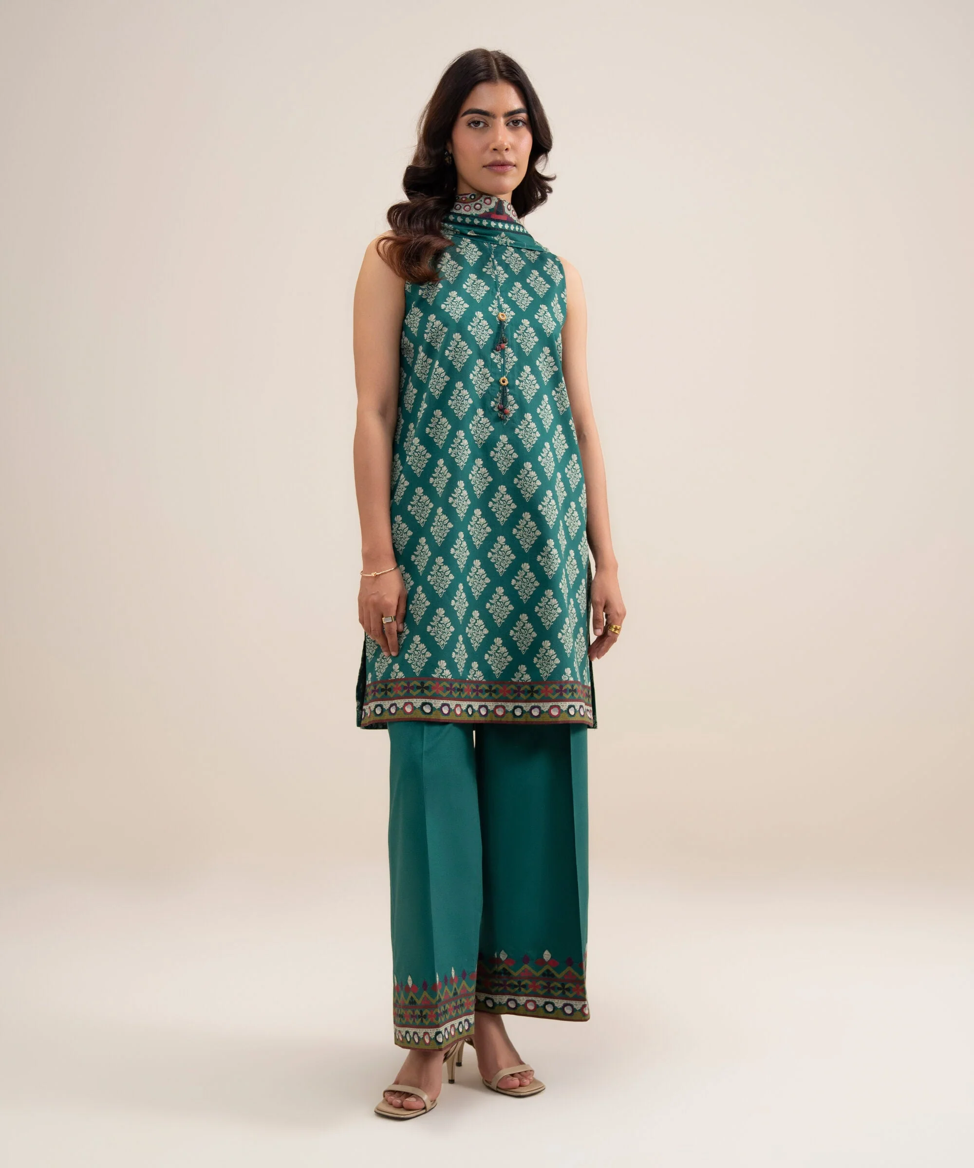 Sapphire DW3A40E4E3 Green Summer Lawn 2026