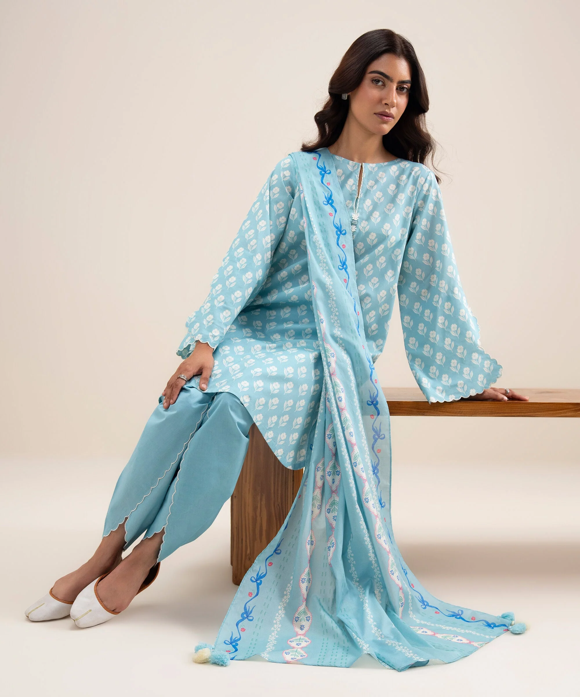 Sapphire DW586FC7D4 Ice Blue Summer Lawn 2026 - Image 2