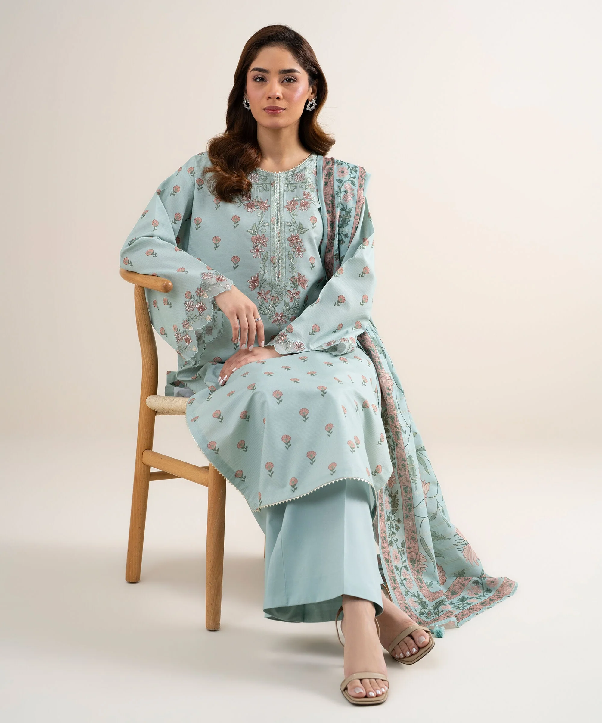 Sapphire DW88E077F1 Light Aqua Summer Lawn 2026 - Image 2
