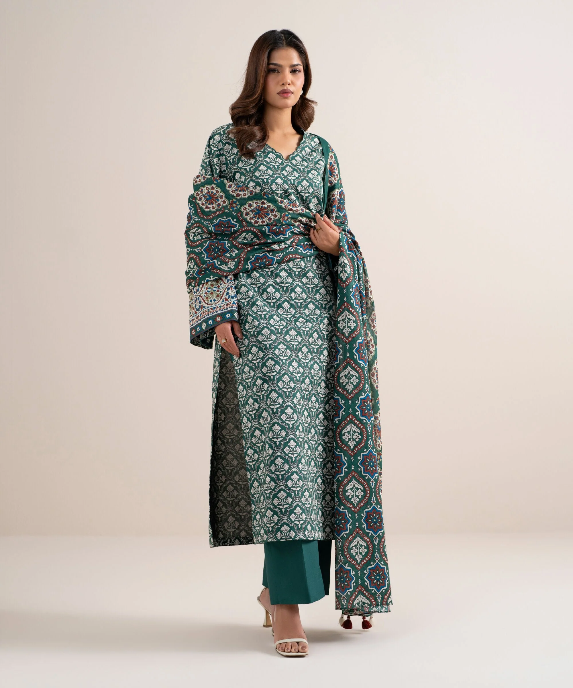 Sapphire DWF465F1BB Green Summer Lawn 2026