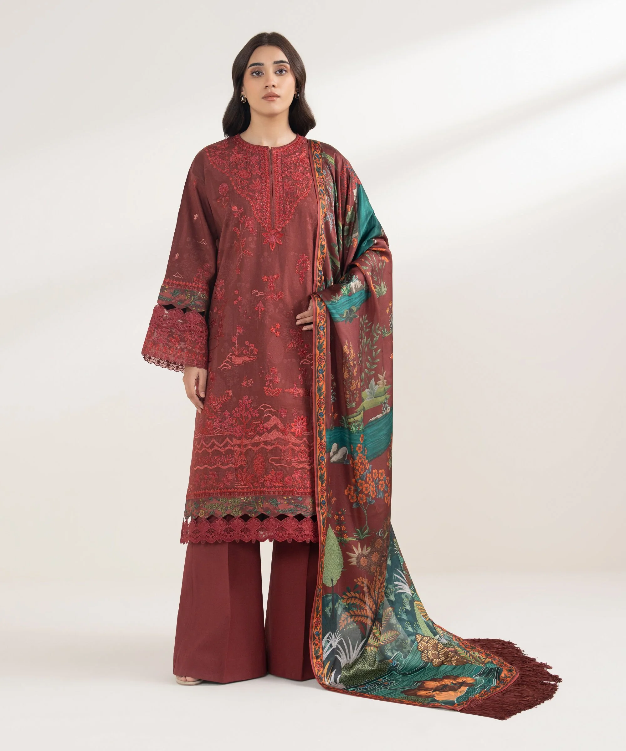 Sapphire DWF46E95F4 Red Intermix Andaaz 2026