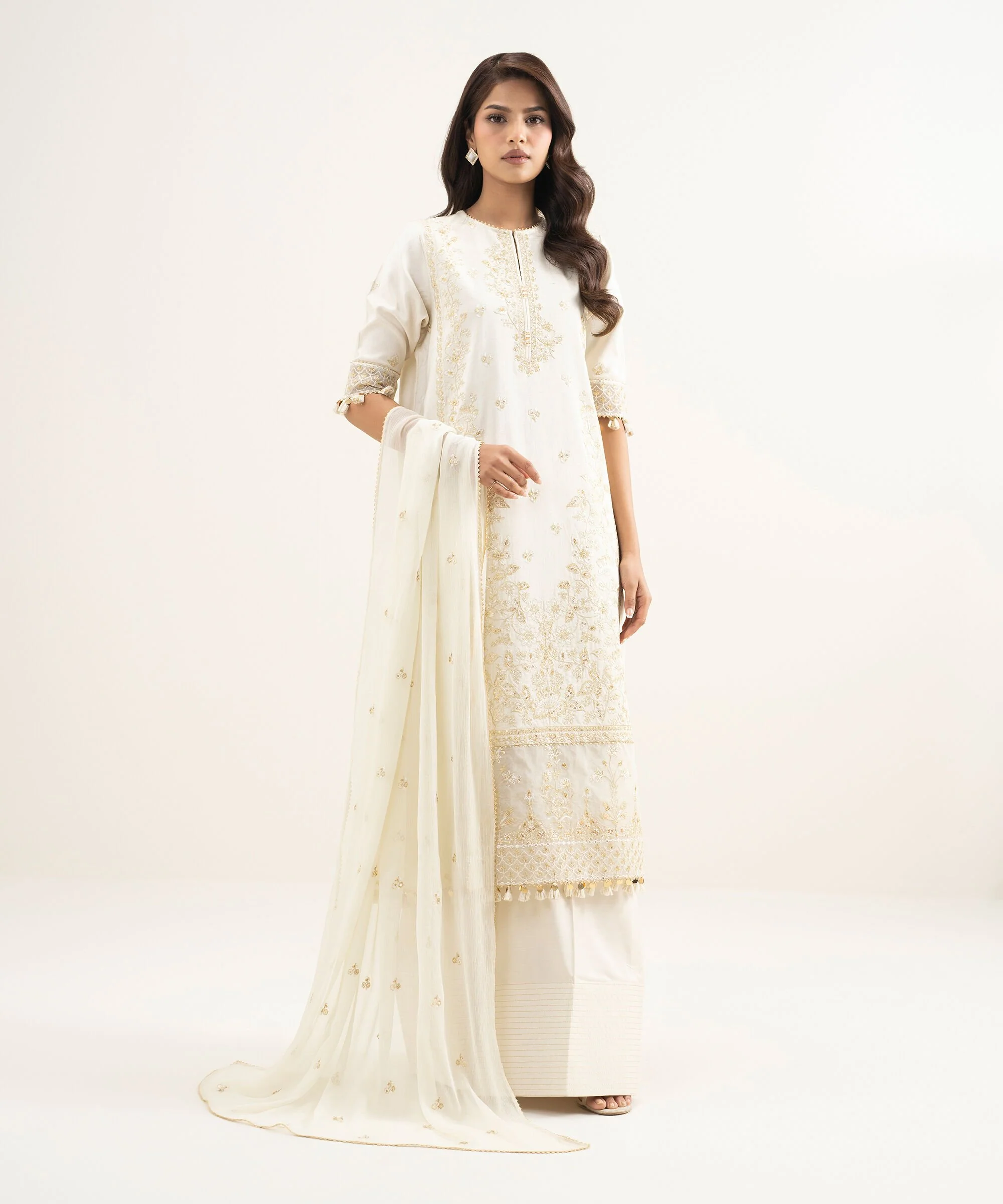 Sapphire FELXS26V130B Embroidered Lawn Suit Eid 1 2026