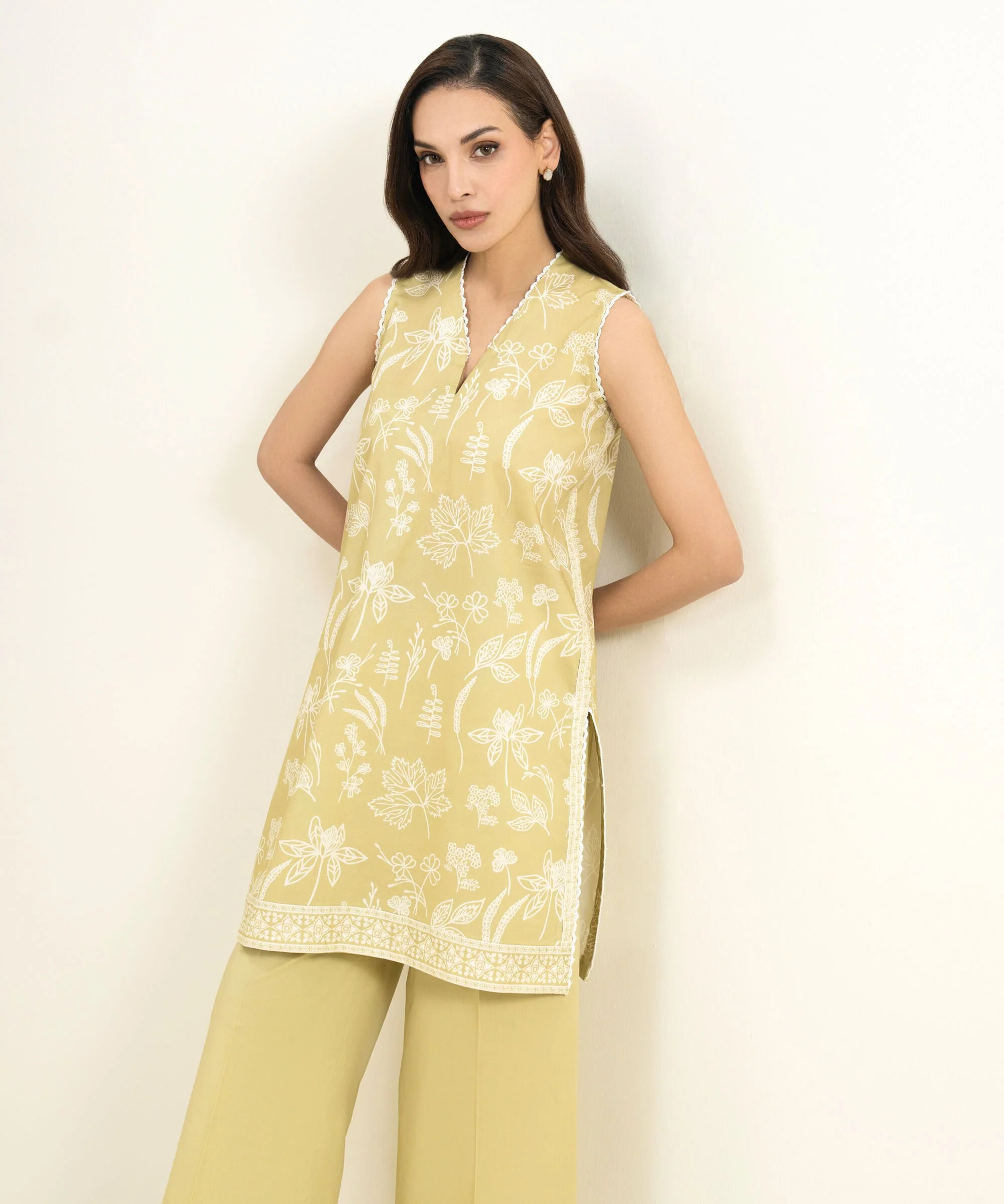 Sapphire PEDYS26V115B Embroidered Lawn Suit Eid 1 2026