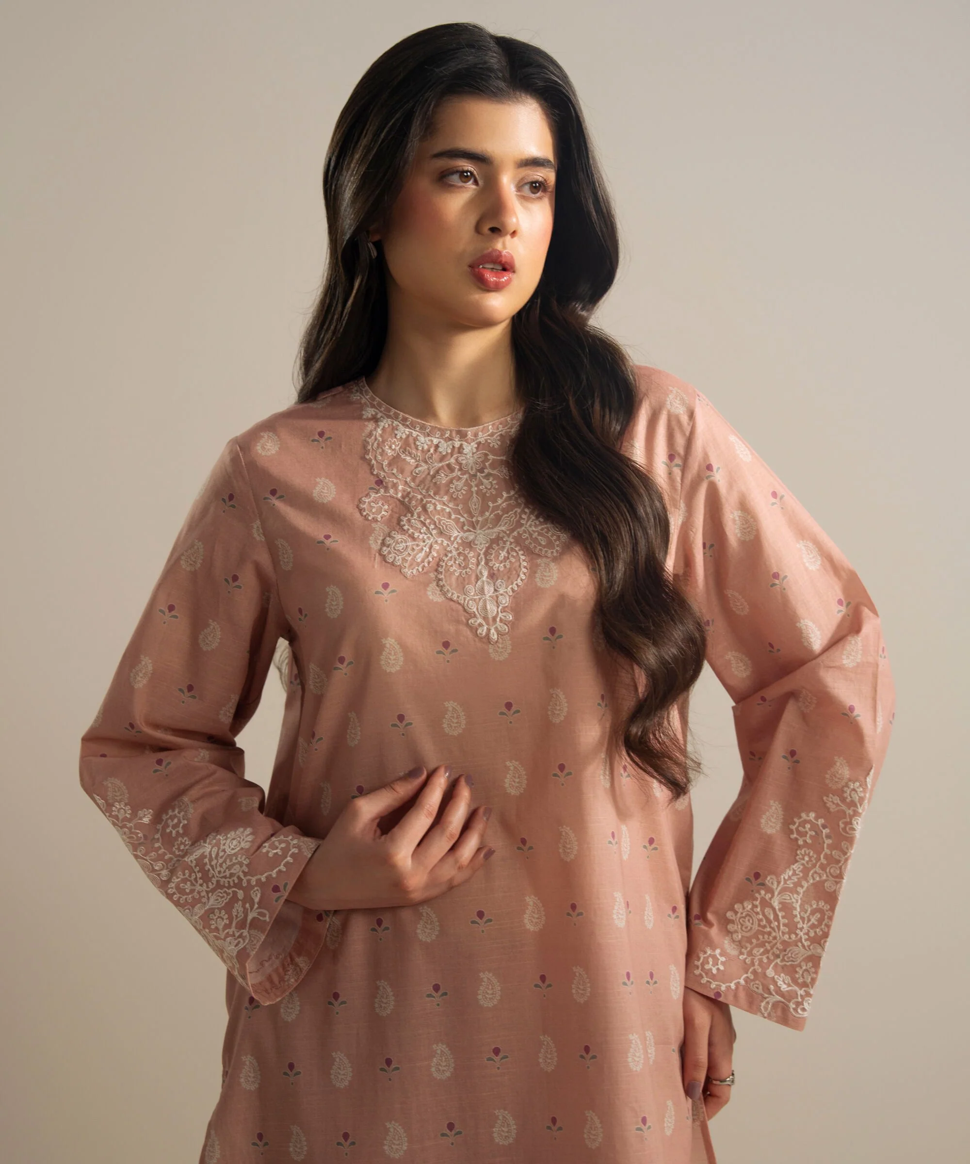 Sapphire PES6SCHMV707 Eid Lunch Looks 2026 - Image 2