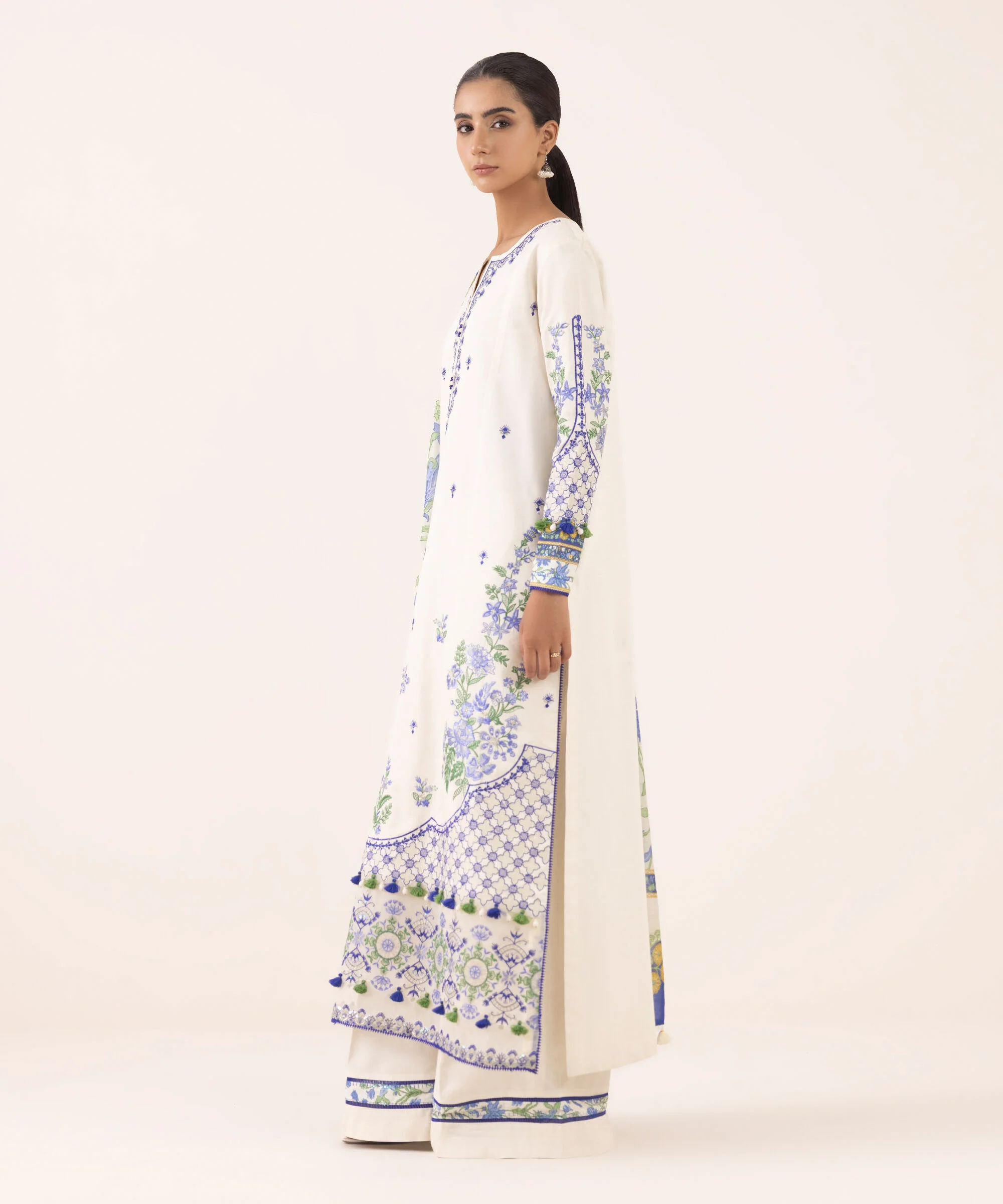 Sapphire U3PESG25V621 Festive Collection 2025 - Image 2