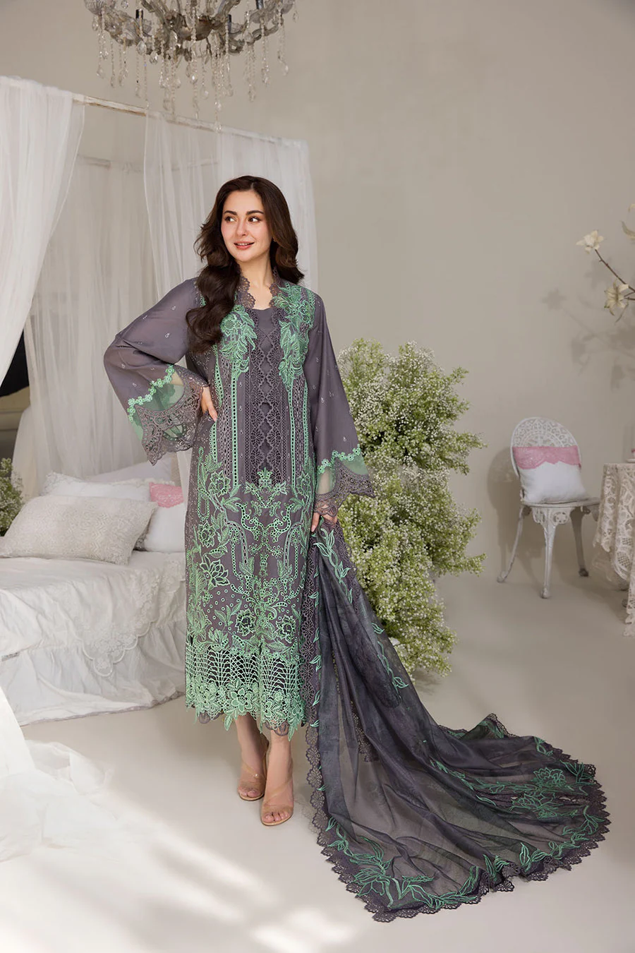 Sobia Nazir Design 3B Luxury Lawn 2025 - Image 2