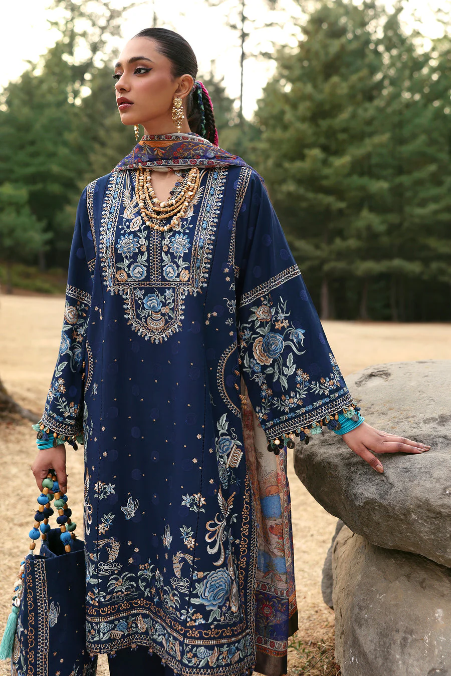 Zaha  Zuri (ZL25-12 B) Neelam Lawn 2025 - Image 2