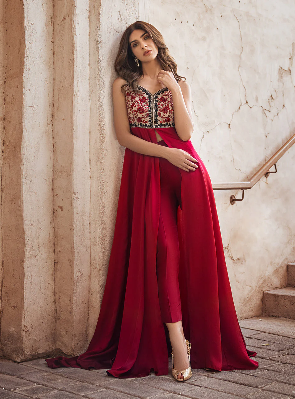 Zainab Chottani Aina Semi Formals 2025