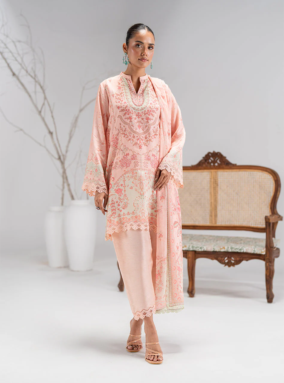 Zainab Chottani Eira Luxe Pret 2025