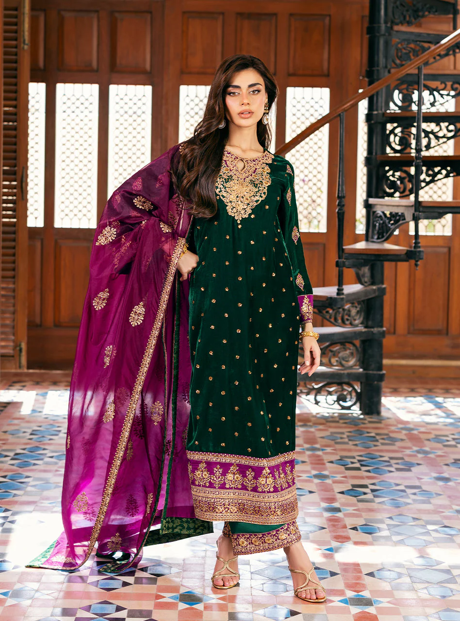 Zainab Chottani Esha Velvet Collection 2025